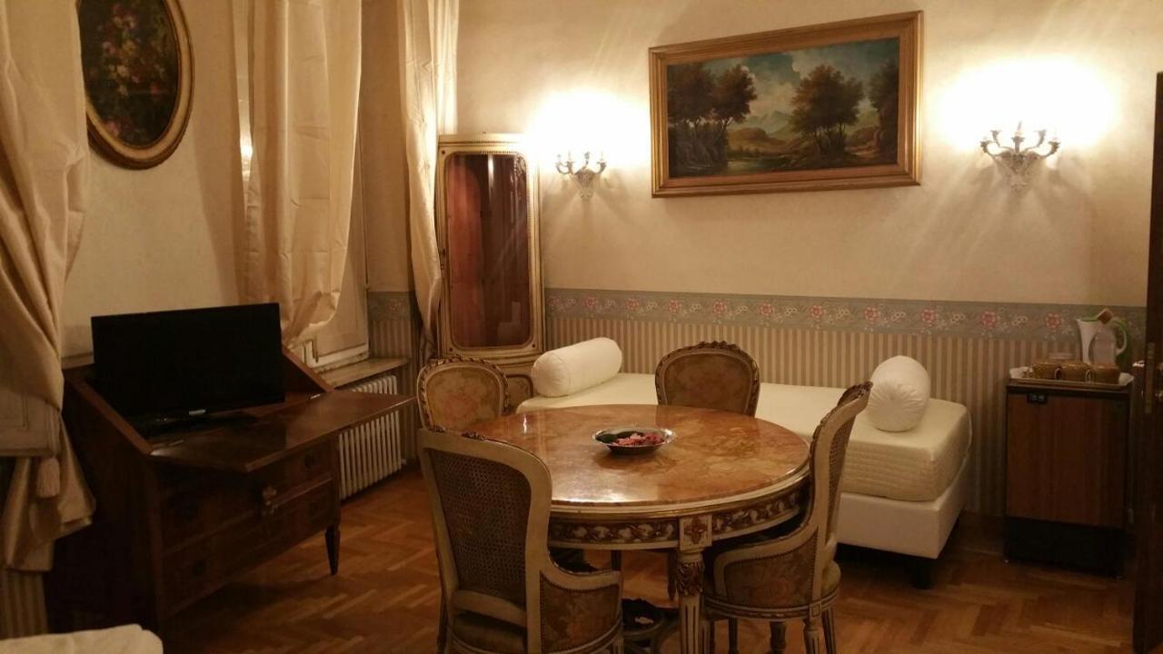 B&B La Fontanina Siena Bagian luar foto
