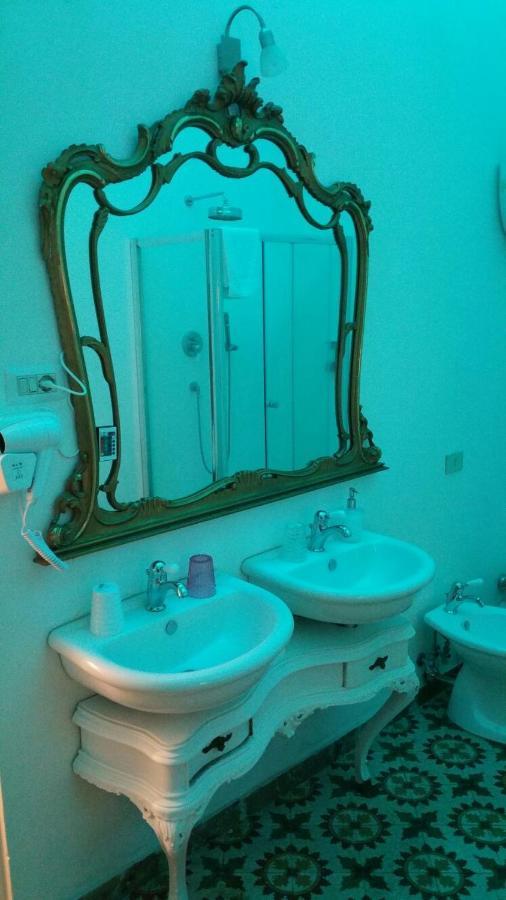 B&B La Fontanina Siena Bagian luar foto